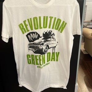NWOT Green Day concert tshirt size small